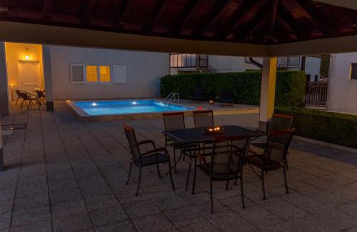 Lovrec House | Holiday Home Mirela