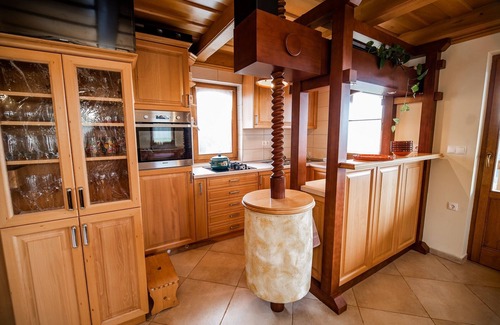 Bostanj House | Holiday Home Mirt with HotTub & Sauna