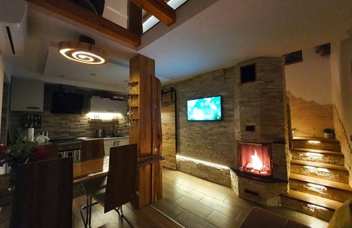 Trebnje House | Holiday home mit Klimaanlage und Whirlpool