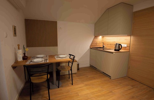 Semic House | Holiday home mit Terrasse