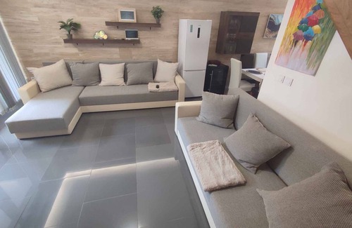 Vonyarcvashegy House | Holiday home Modern and beautifully furnished with WLAN and air conditioning