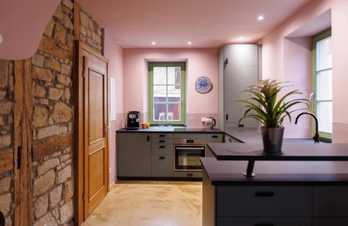 Meddersheim House | Holiday Home "Monteverde" with Private Terrace, Garden & Wi-Fi