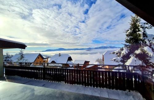 Dravograd House | Holiday Home Mountainview Horizon with Private Sauna & Hot Tub