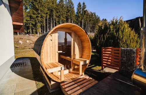 Dravograd House | Holiday Home Mountainview Horizon with Private Sauna & Hot Tub
