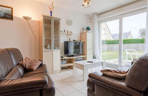 Hauteville-sur-Mer House | Holiday Home Néroli by Interhome