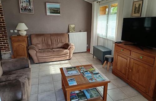 Les Grandes-Ventes House | Holiday Home near Alabaster Coast