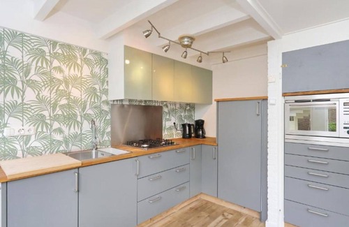 Noordwijkerhout House | Holiday home near the beach in the dunes