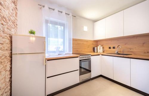 Krivi Put House | Holiday Home Nada by Interhome
