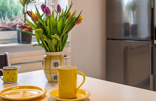 Roevershagen House | Holiday Home "Nahe Ostsee" with Private Terrace & Wi-Fi