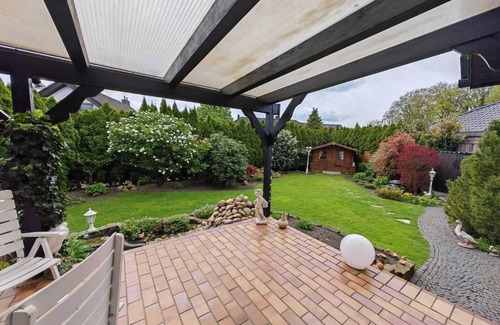 Hollage House | Holiday Home 'Naturoase, Entspannung Mit Stil' with Private Terrace and Wi-Fi