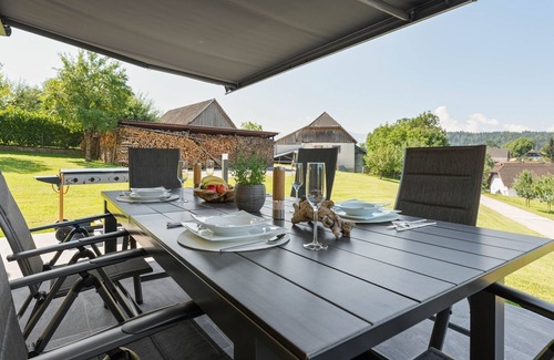 Kottmannsdorf House | Holiday home near Lake