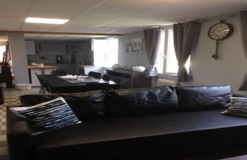Signy-lAbbaye Apartment | Holiday home near cycling trails in Signy-l'Abbaye