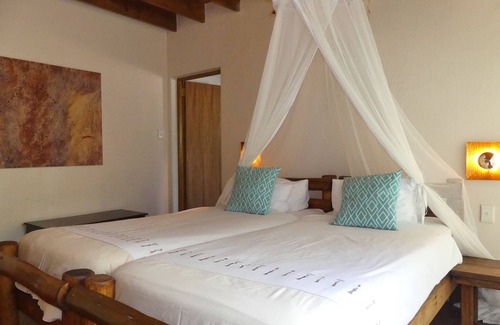 Phalaborwa Villa | Holiday home near Kruger National Park with one electricity source.