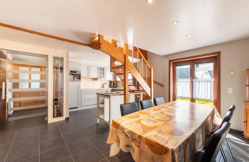 Lombardsijde House | Holiday Home near Marina with Pool