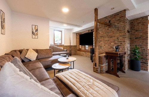 Schleiden House | Holiday Home near Monschau with a sauna