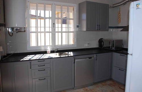 Valencina de la Concepcion House | Holiday Home near Sevilla with Pool