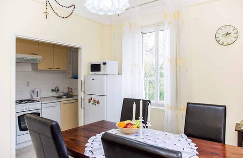 Broce House | Holiday home near the sea