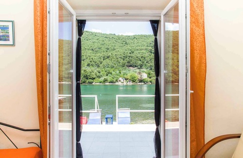 Broce House | Holiday home near the sea