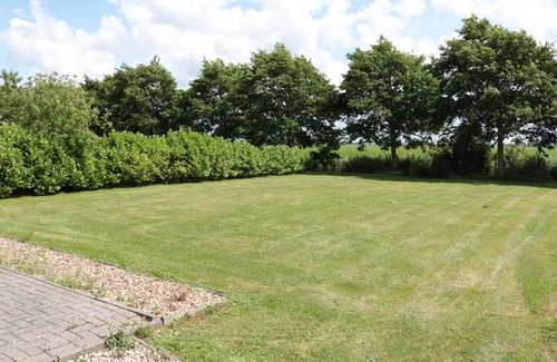 Tzummarum House | Holiday Home near Wadden Sea Elfsteden Route