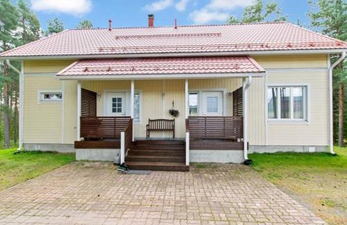 Sotkamo House | Holiday Home Nuottiniemi 7 by Interhome