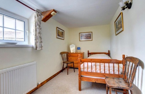 Llanwrda House | Holiday Home Nythfa by Interhome