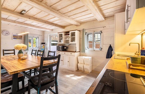 Cunewalde House | Holiday Home 'Oberlausitz Mit 160qm' with Shared Terrace, Shared Garden and Wi-Fi