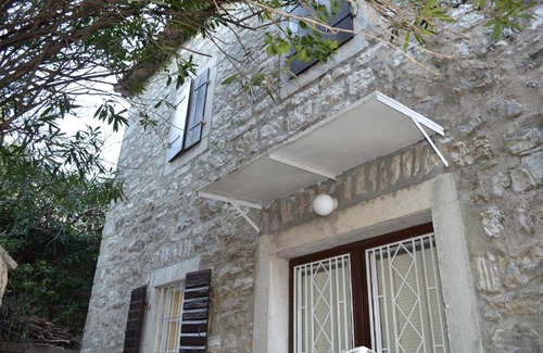 Kamenari House | Holiday Home Old Stone House