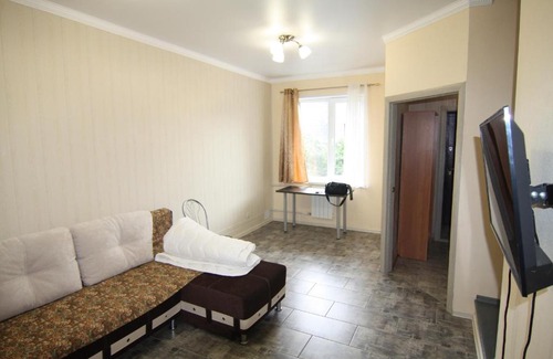 Zelyonaya Polyana House | Holiday Home on Berezovaya 21