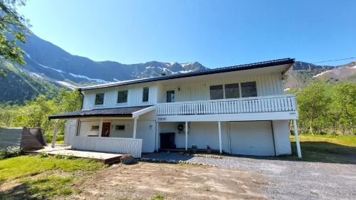 Berg House | Holiday home on Senja