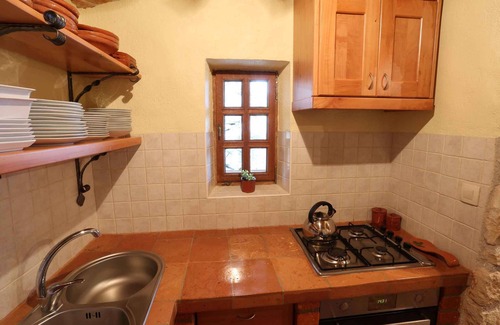 Srednje Grcevje House | Holiday home on the vineyard, rustic, with a fireplace