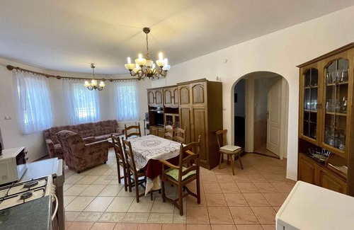 Keszthely House | Holiday home only 300 m from the beach