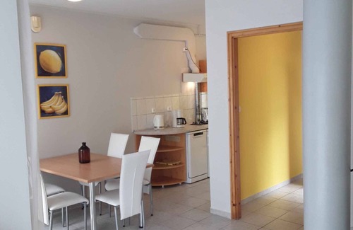 Szantod House | Holiday home only 80 m from the private beach, with a small boat and air conditioning