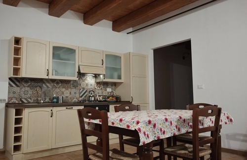 Goriano Valli Apartment | Holiday home “Orso” - Spacious apartment in a historic palazzo