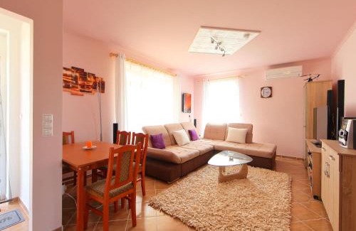 Balatonszemes House | Holiday Home Paola by Interhome