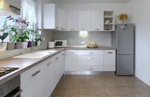 Radini House | Holiday Home Petar - Three Bedroom House with Pool