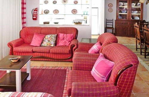Barcelos House | Holiday home with private pool in Barcelos