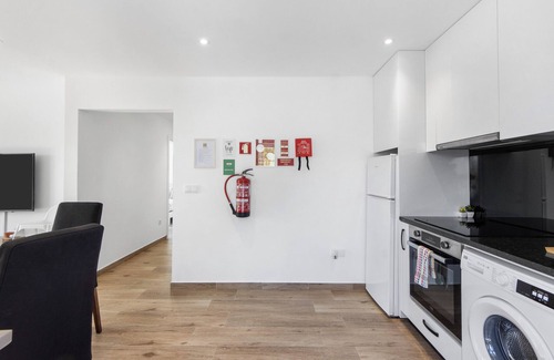 Gagos House | Holiday Home 'Refugio Das Vinhas' with Mountain View, Wi-Fi and Air Conditioning