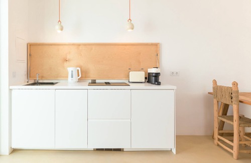 Baiona House | Holiday Home 'Casa 4' with Private Pool, Wi-Fi and Air Conditioning