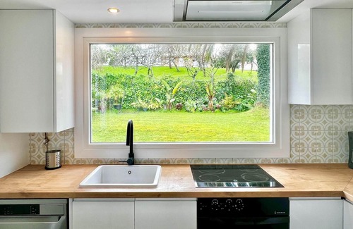 Porto do Son House | Holiday Home Puerto del Son by Beach