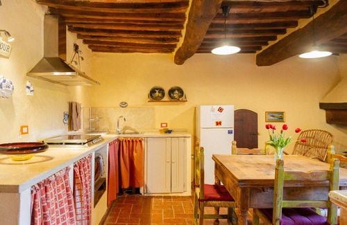 Roccastrada House | Holiday Home 'Quercia Grossa' with Private Pool, Private Terrace and Wi-Fi