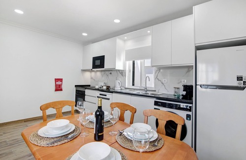 Luz de Tavira House | Holiday Home 'Quinta Alegre Tavira T2' with Shared Pool, Wi-Fi and Air Conditioning