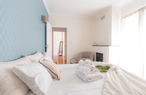 Luso House | Holiday Home 'Quinta Moinhos Da Tapada' with Mountain View, Wi-Fi and Air Conditioning