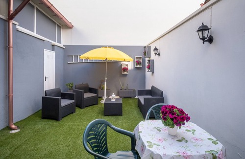 Squinzano House | Holiday Home 'Relax House' with Private Terrace, Wi-Fi and Air Conditioning