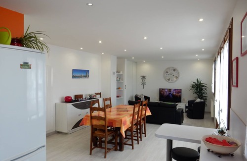 Perigny House | Holiday Home Rental -6 people- 3 * La Rochelle/Périgny
