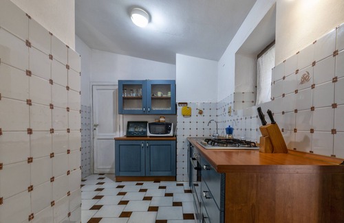 Pischina Salida House | Holiday Home 'Residence Capo Caccia Alghero' with Shared Pool and Private Terrace