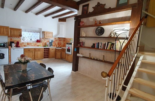 Arandon-Passins Cottage | Holiday Home 'Richon' with Private Terrace, Wi-Fi and Air Conditioning