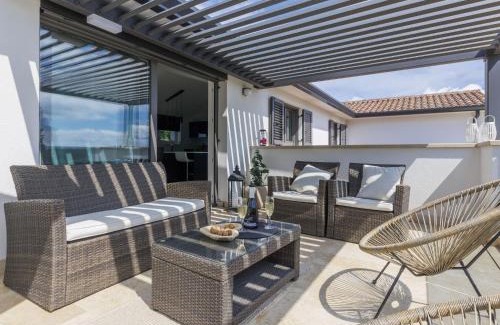 Karojba House | Holiday Home Rokvilla by Interhome