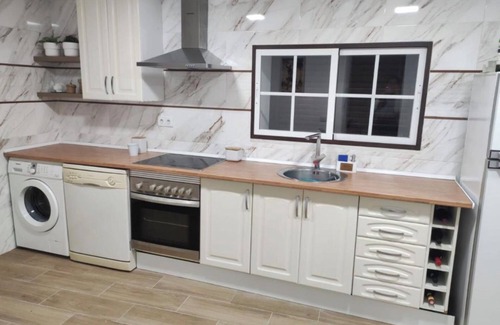 Elvas House | Holiday Home 'Rua Da Avó' with Wi-Fi