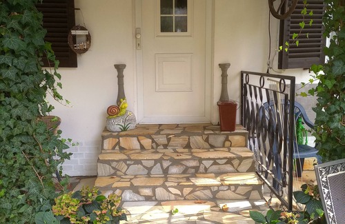 Schonwalde House | Holiday Home 'Schatz' with Private Terrace and Wi-Fi
