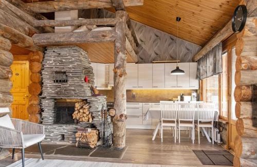 Salla House | Holiday Home Sallanhelmi b1 by Interhome